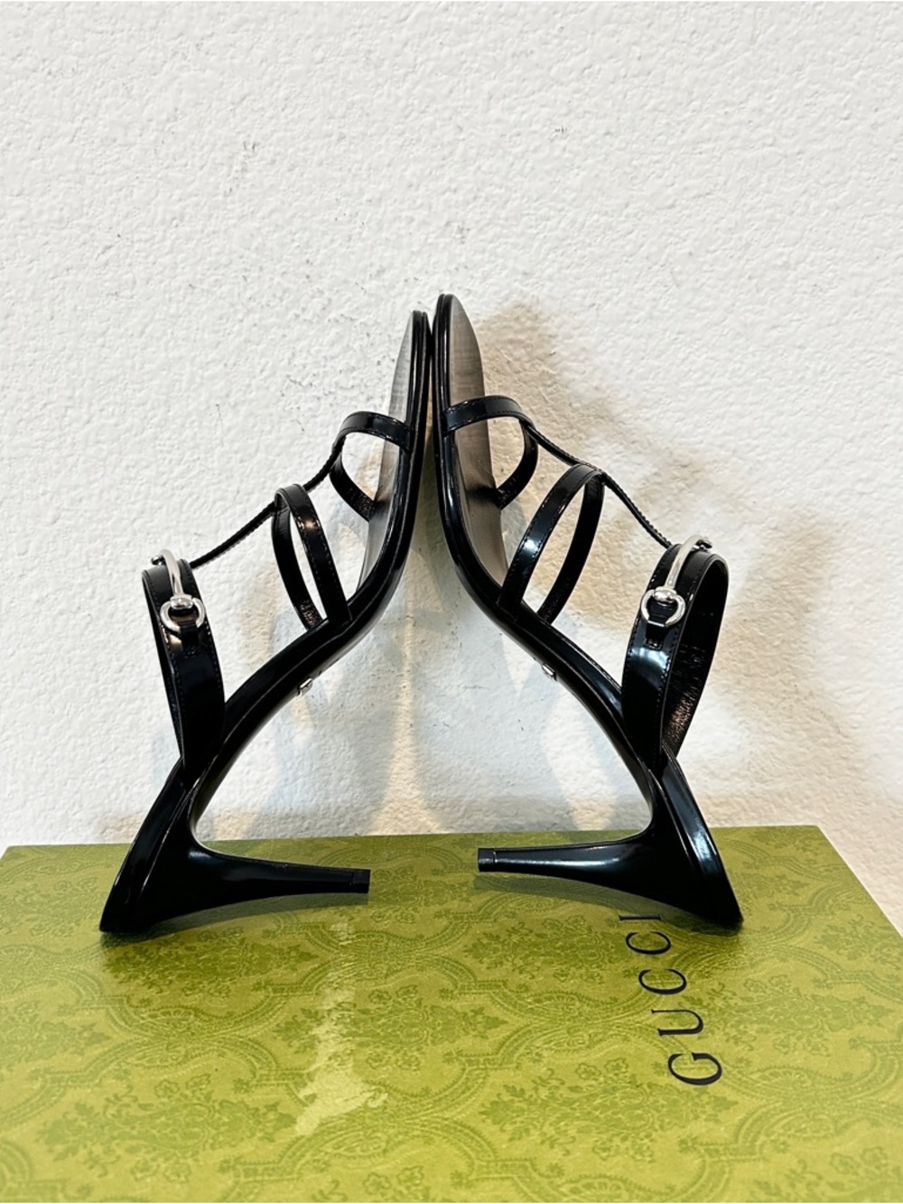NIB Gucci Women Horsebit 75mm Sandals Black, Size 37, Retail $920 - Picture 5 of 9